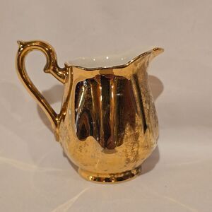 HALL CHINA GOLDEN GLOW Vintage Cream Pitcher, Warranted 22k Gold! Preloved!